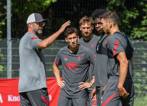 ตกอยู่ในความวุ่นวาย