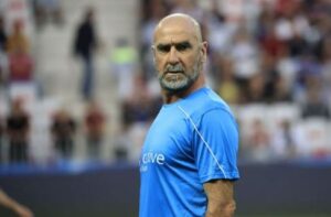 คันโตนาปิดฉาก